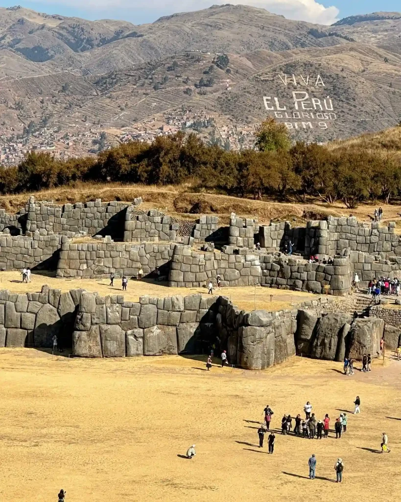 Archaeological City Tour