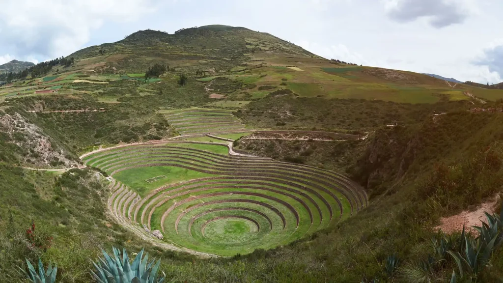 Maras Salt Mines, Moray and the Andean Community